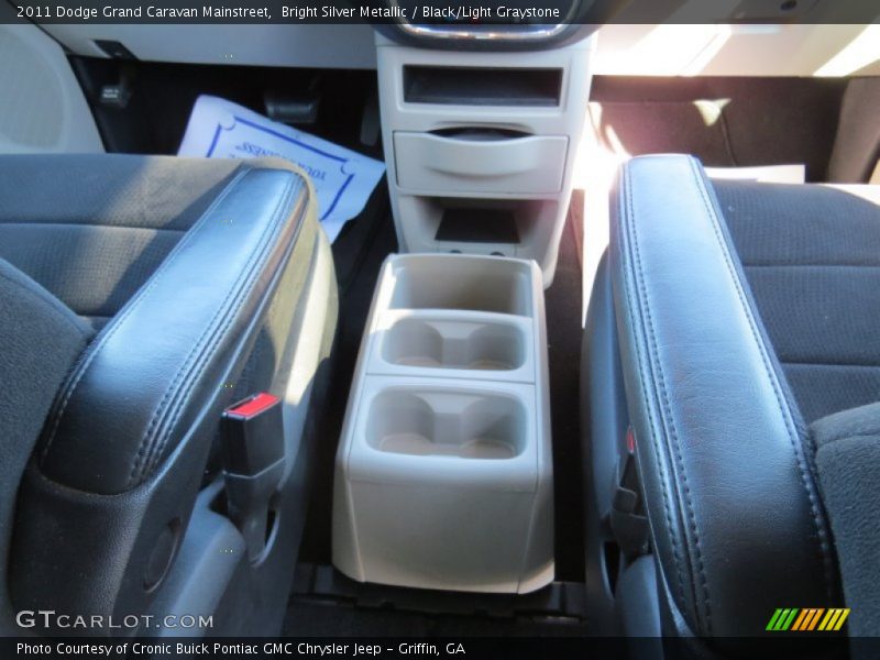 Bright Silver Metallic / Black/Light Graystone 2011 Dodge Grand Caravan Mainstreet