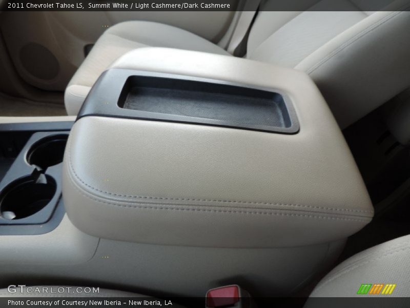 Summit White / Light Cashmere/Dark Cashmere 2011 Chevrolet Tahoe LS