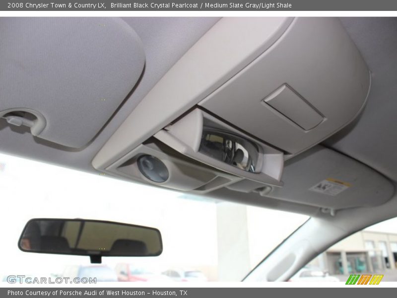 Brilliant Black Crystal Pearlcoat / Medium Slate Gray/Light Shale 2008 Chrysler Town & Country LX
