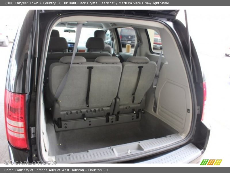 Brilliant Black Crystal Pearlcoat / Medium Slate Gray/Light Shale 2008 Chrysler Town & Country LX
