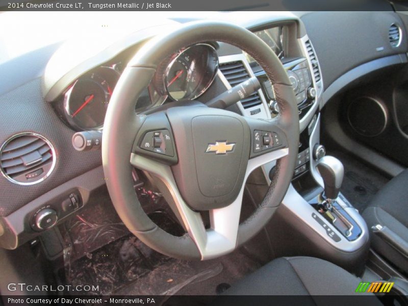 Tungsten Metallic / Jet Black 2014 Chevrolet Cruze LT