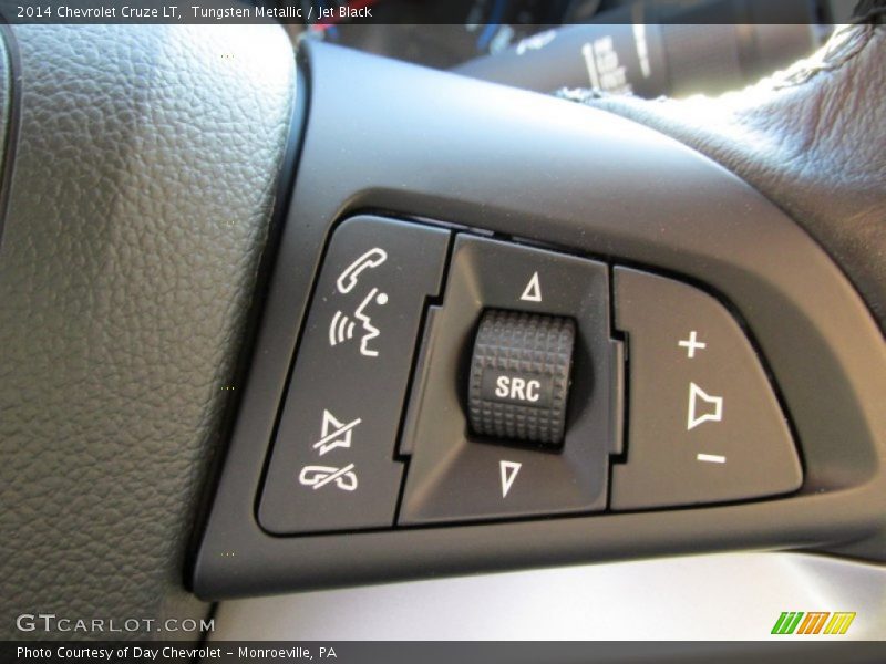 Tungsten Metallic / Jet Black 2014 Chevrolet Cruze LT