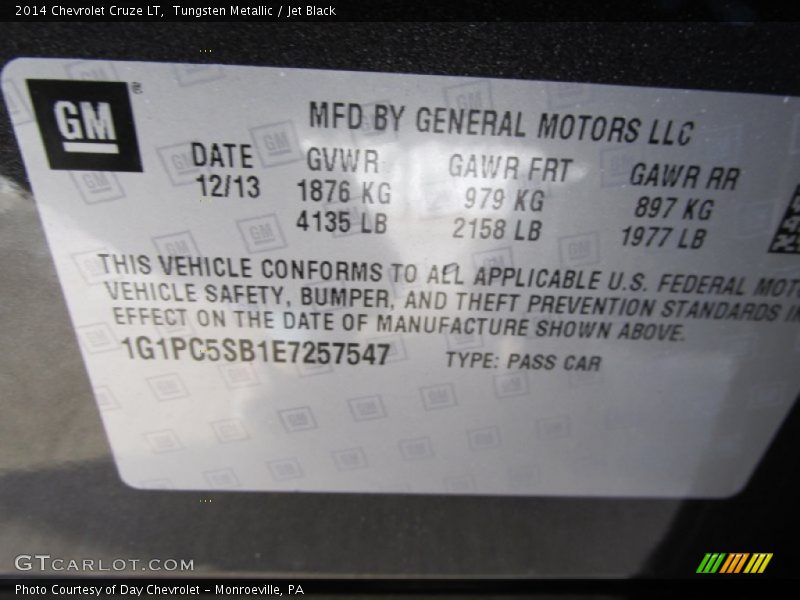 Tungsten Metallic / Jet Black 2014 Chevrolet Cruze LT
