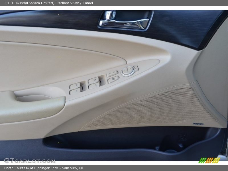 Radiant Silver / Camel 2011 Hyundai Sonata Limited