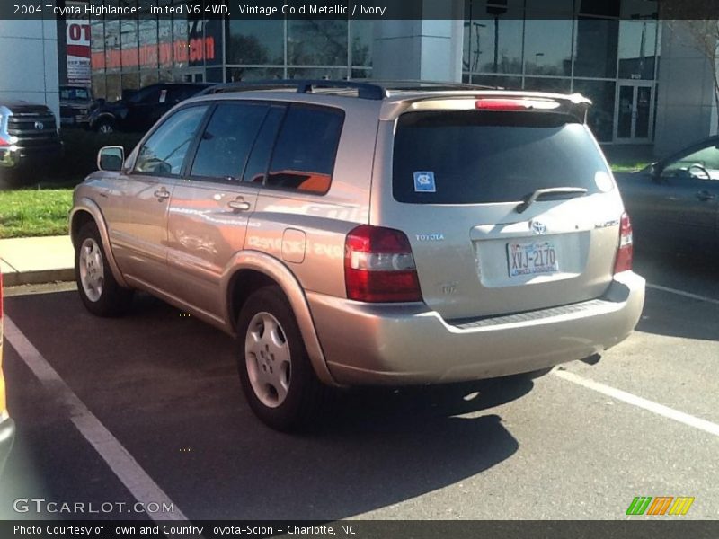 Vintage Gold Metallic / Ivory 2004 Toyota Highlander Limited V6 4WD