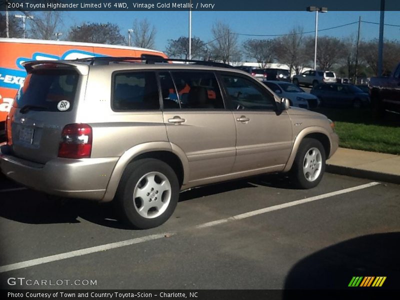 Vintage Gold Metallic / Ivory 2004 Toyota Highlander Limited V6 4WD