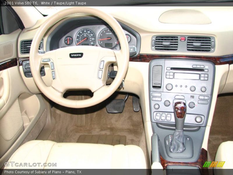 White / Taupe/Light Taupe 2001 Volvo S80 T6