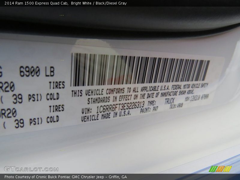 Bright White / Black/Diesel Gray 2014 Ram 1500 Express Quad Cab