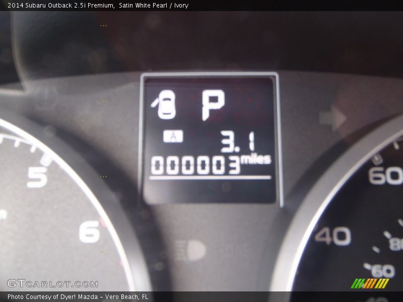 Satin White Pearl / Ivory 2014 Subaru Outback 2.5i Premium