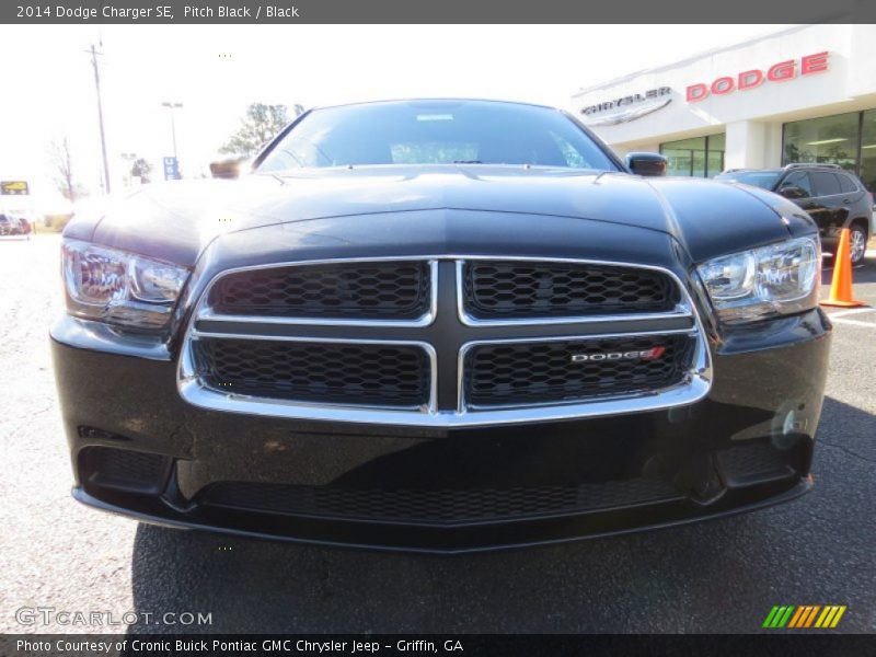 Pitch Black / Black 2014 Dodge Charger SE