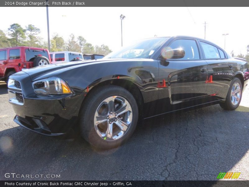 Pitch Black / Black 2014 Dodge Charger SE