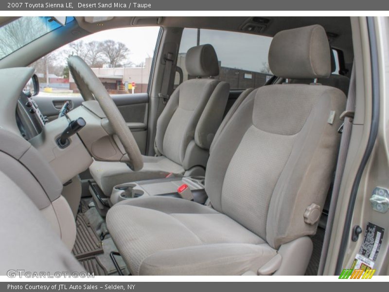 Front Seat of 2007 Sienna LE