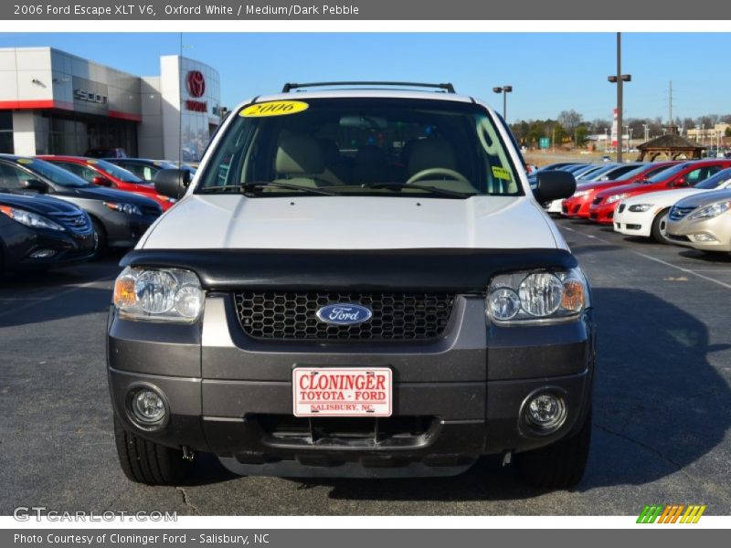 Oxford White / Medium/Dark Pebble 2006 Ford Escape XLT V6