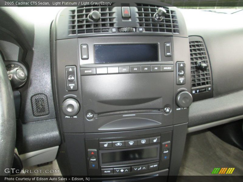 Light Platinum / Light Gray/Ebony 2005 Cadillac CTS Sedan