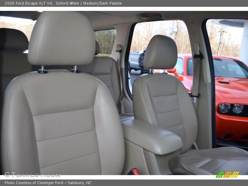 Oxford White / Medium/Dark Pebble 2006 Ford Escape XLT V6