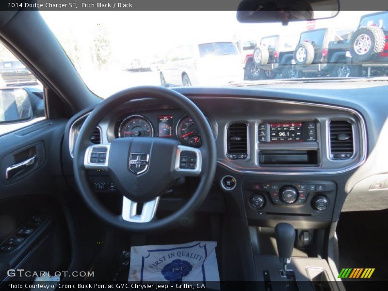 Pitch Black / Black 2014 Dodge Charger SE