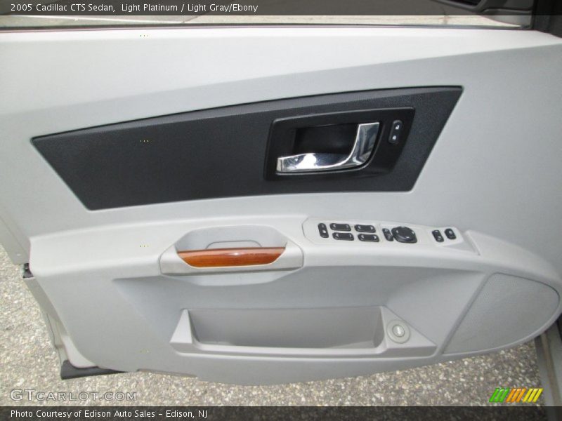 Light Platinum / Light Gray/Ebony 2005 Cadillac CTS Sedan