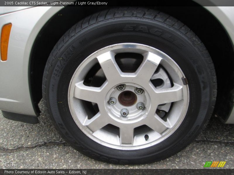 Light Platinum / Light Gray/Ebony 2005 Cadillac CTS Sedan