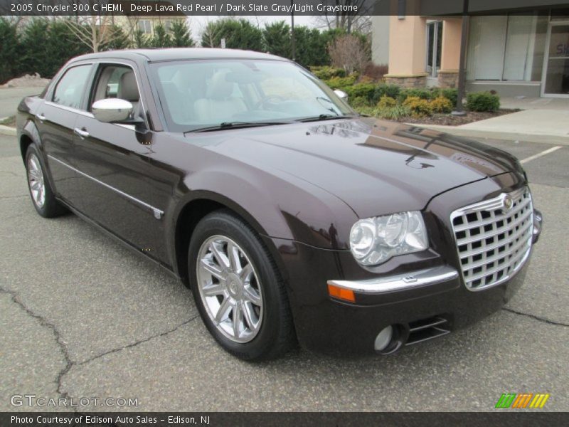 Front 3/4 View of 2005 300 C HEMI