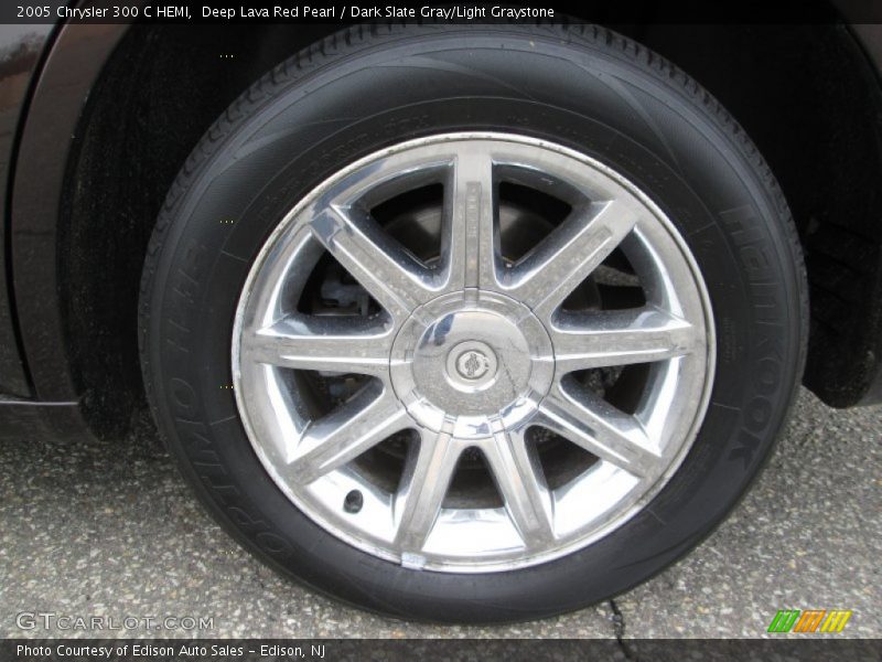  2005 300 C HEMI Wheel