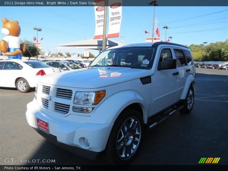 Bright White / Dark Slate Gray 2011 Dodge Nitro Heat