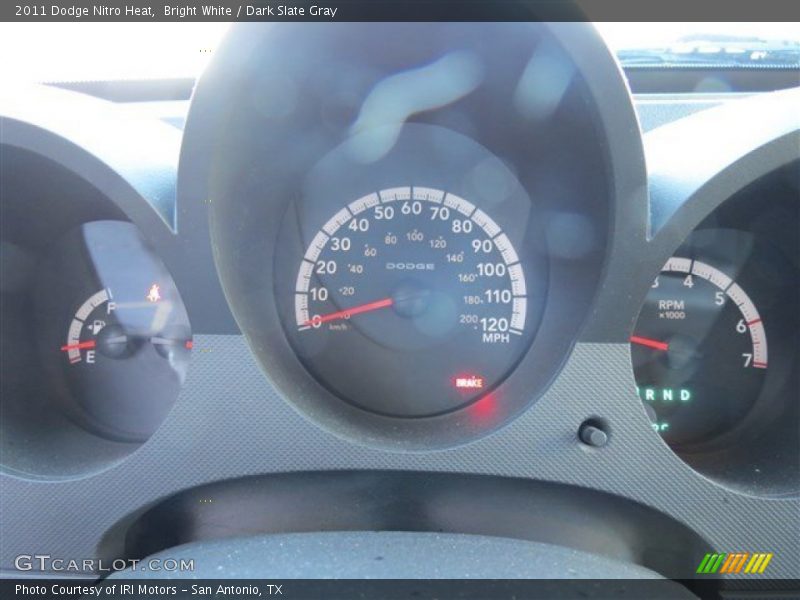 Bright White / Dark Slate Gray 2011 Dodge Nitro Heat