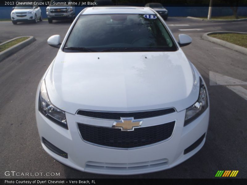 Summit White / Jet Black 2013 Chevrolet Cruze LT
