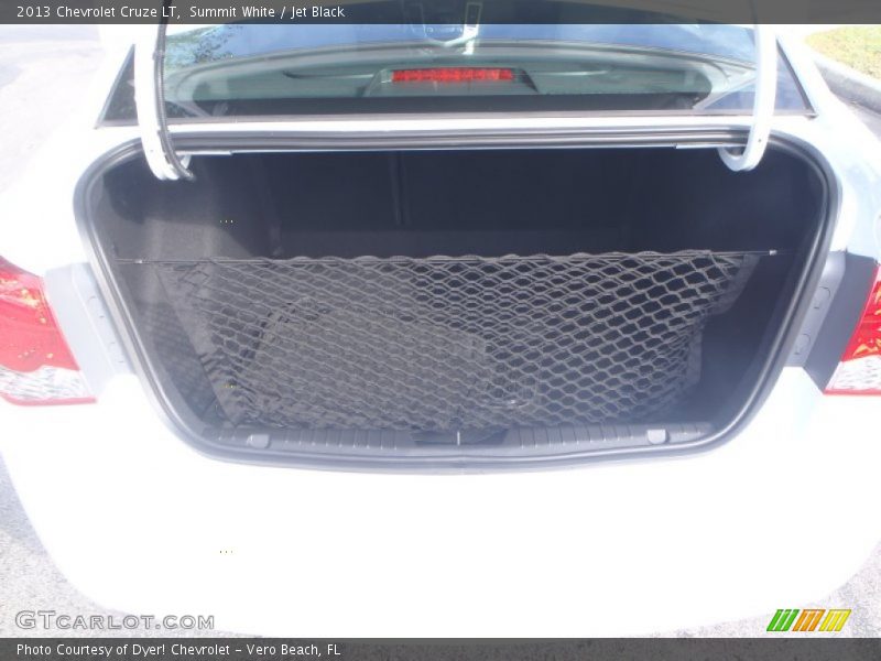 Summit White / Jet Black 2013 Chevrolet Cruze LT