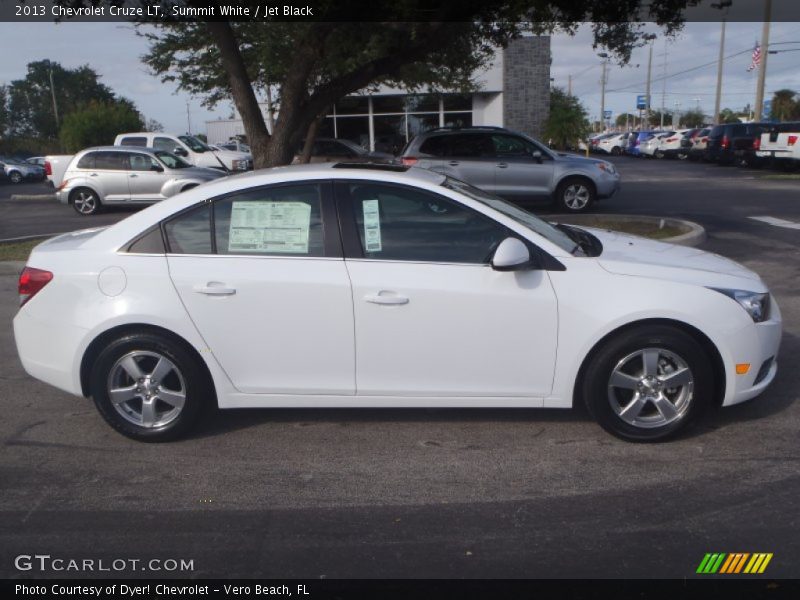 Summit White / Jet Black 2013 Chevrolet Cruze LT