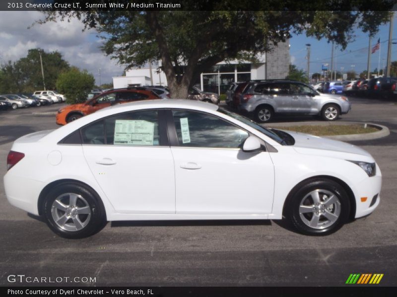 Summit White / Medium Titanium 2013 Chevrolet Cruze LT