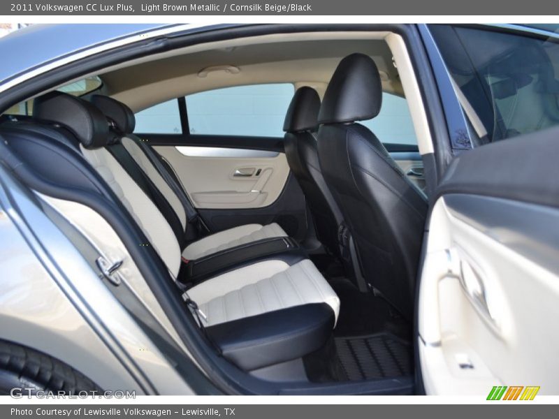 Rear Seat of 2011 CC Lux Plus