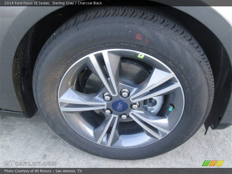 Sterling Gray / Charcoal Black 2014 Ford Focus SE Sedan
