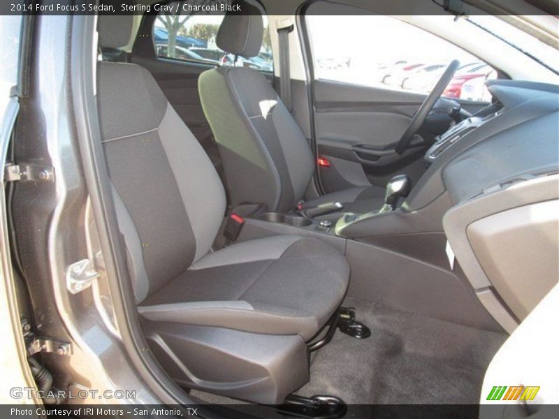 Sterling Gray / Charcoal Black 2014 Ford Focus S Sedan