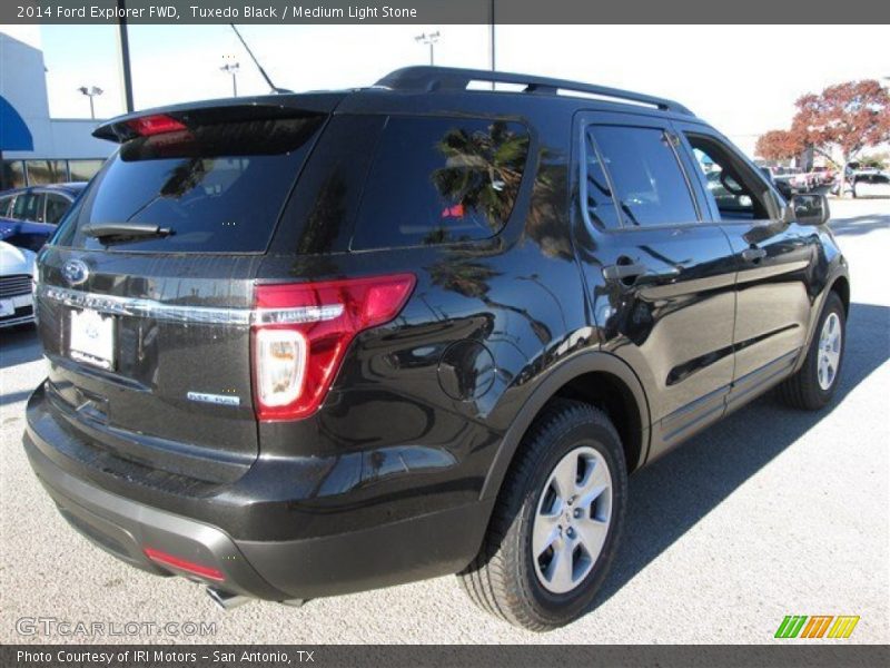 Tuxedo Black / Medium Light Stone 2014 Ford Explorer FWD