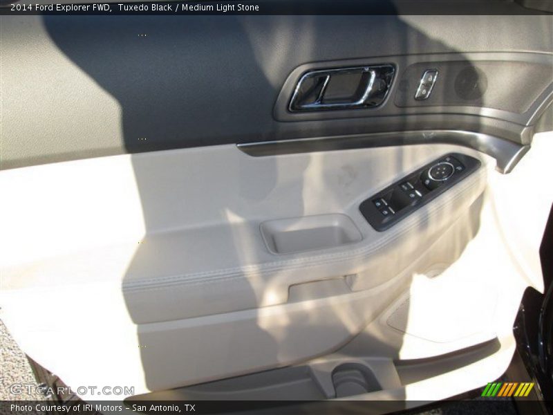 Tuxedo Black / Medium Light Stone 2014 Ford Explorer FWD