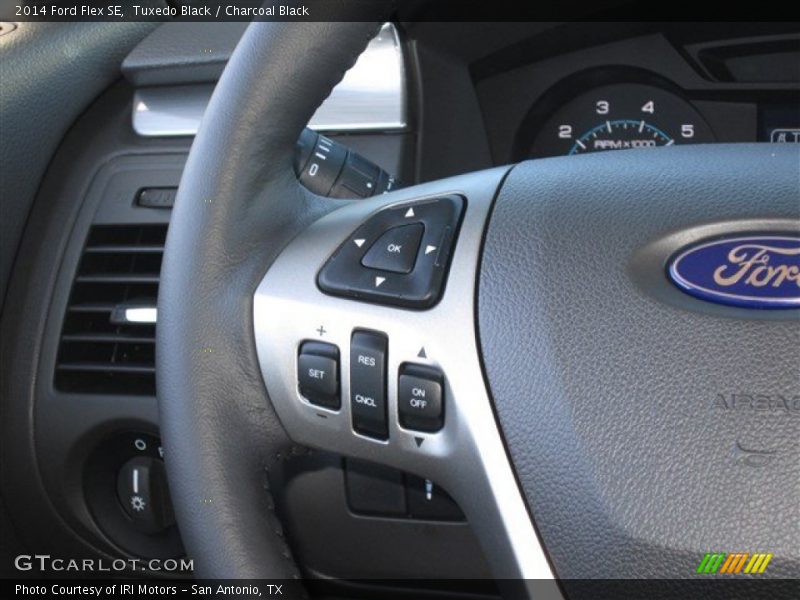 Tuxedo Black / Charcoal Black 2014 Ford Flex SE