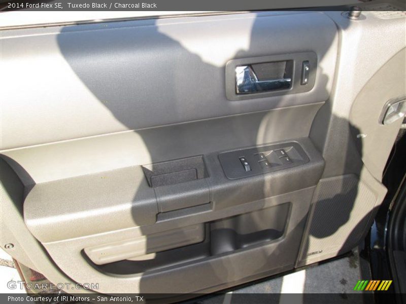 Tuxedo Black / Charcoal Black 2014 Ford Flex SE