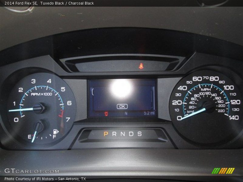 Tuxedo Black / Charcoal Black 2014 Ford Flex SE