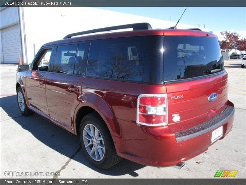 Ruby Red / Dune 2014 Ford Flex SE