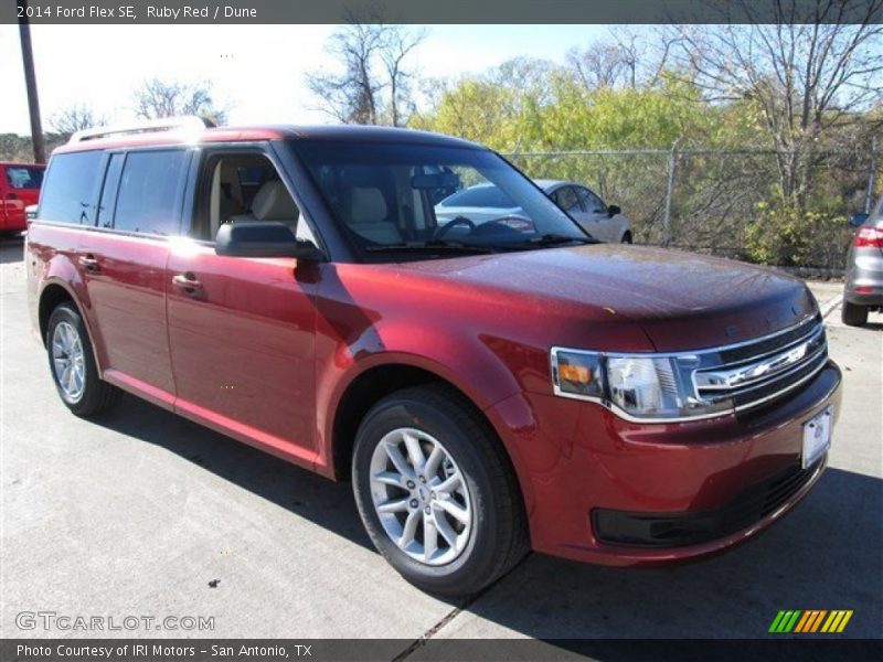 Ruby Red / Dune 2014 Ford Flex SE