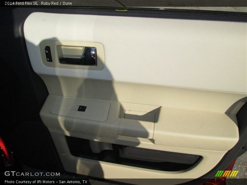 Ruby Red / Dune 2014 Ford Flex SE