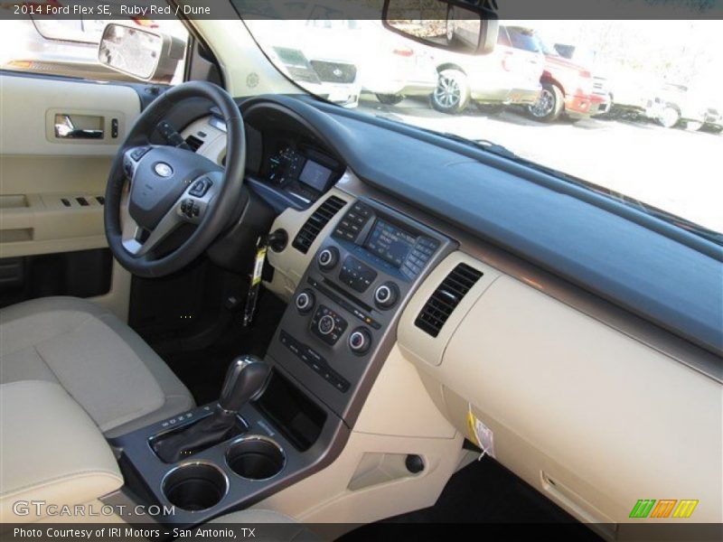 Ruby Red / Dune 2014 Ford Flex SE