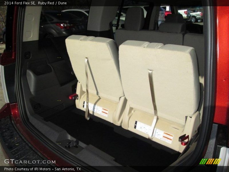 Ruby Red / Dune 2014 Ford Flex SE