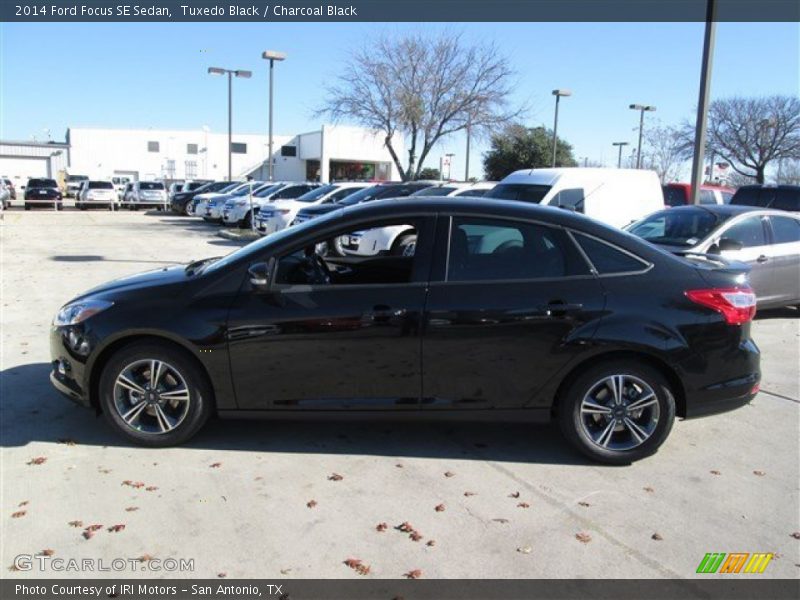 Tuxedo Black / Charcoal Black 2014 Ford Focus SE Sedan
