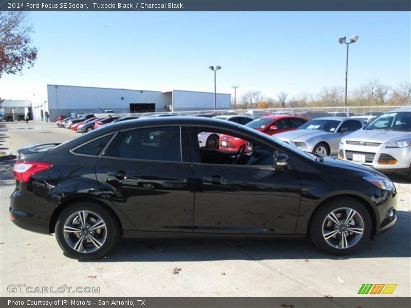 Tuxedo Black / Charcoal Black 2014 Ford Focus SE Sedan