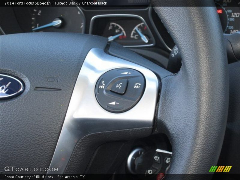 Tuxedo Black / Charcoal Black 2014 Ford Focus SE Sedan
