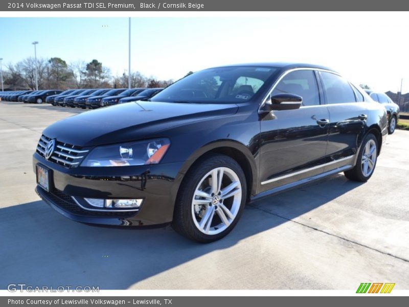 Front 3/4 View of 2014 Passat TDI SEL Premium