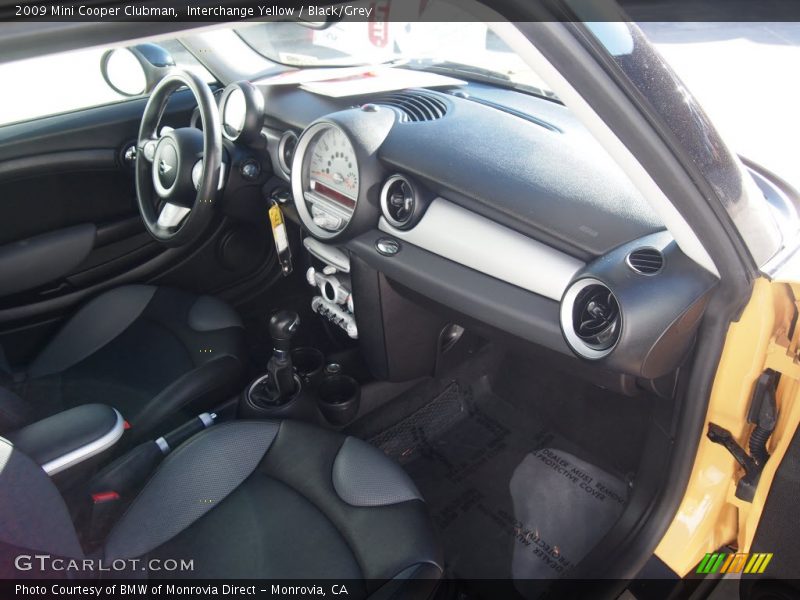 Interchange Yellow / Black/Grey 2009 Mini Cooper Clubman