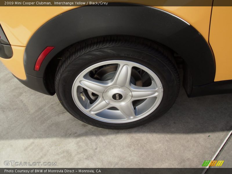 Interchange Yellow / Black/Grey 2009 Mini Cooper Clubman