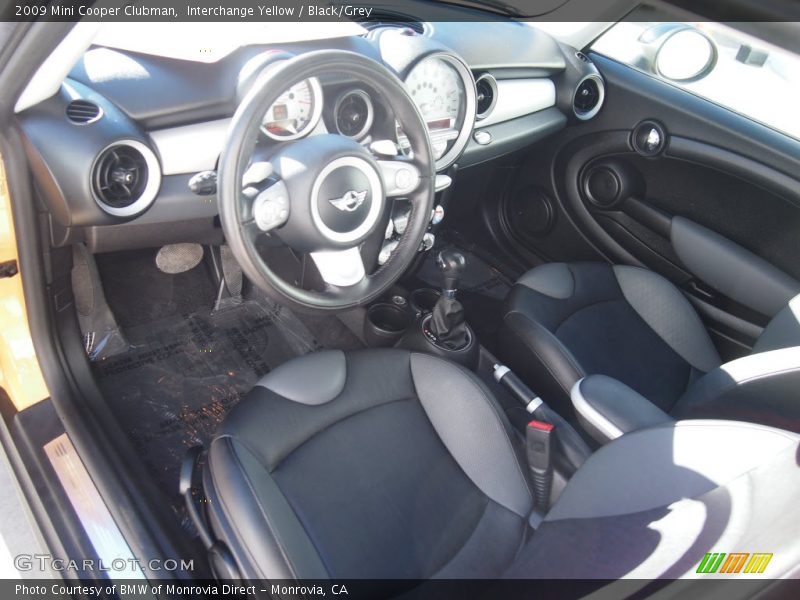 Interchange Yellow / Black/Grey 2009 Mini Cooper Clubman